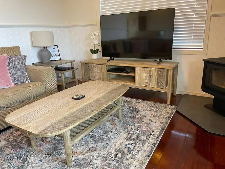 Quingilli Luxury Chalet 2 Bedroom Ravensbourne