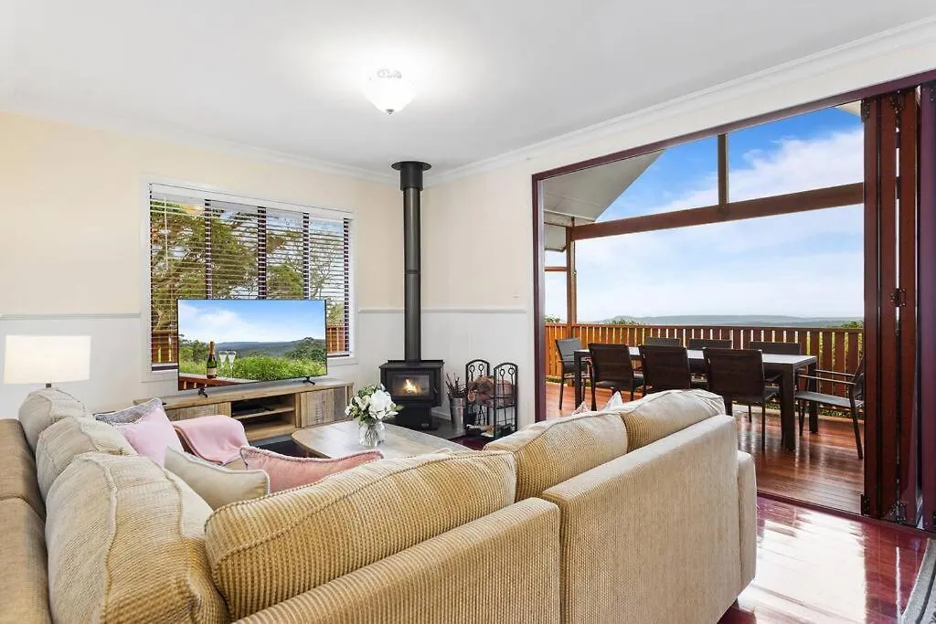 Quingilli Luxury Chalet 2 Bedroom Ravensbourne