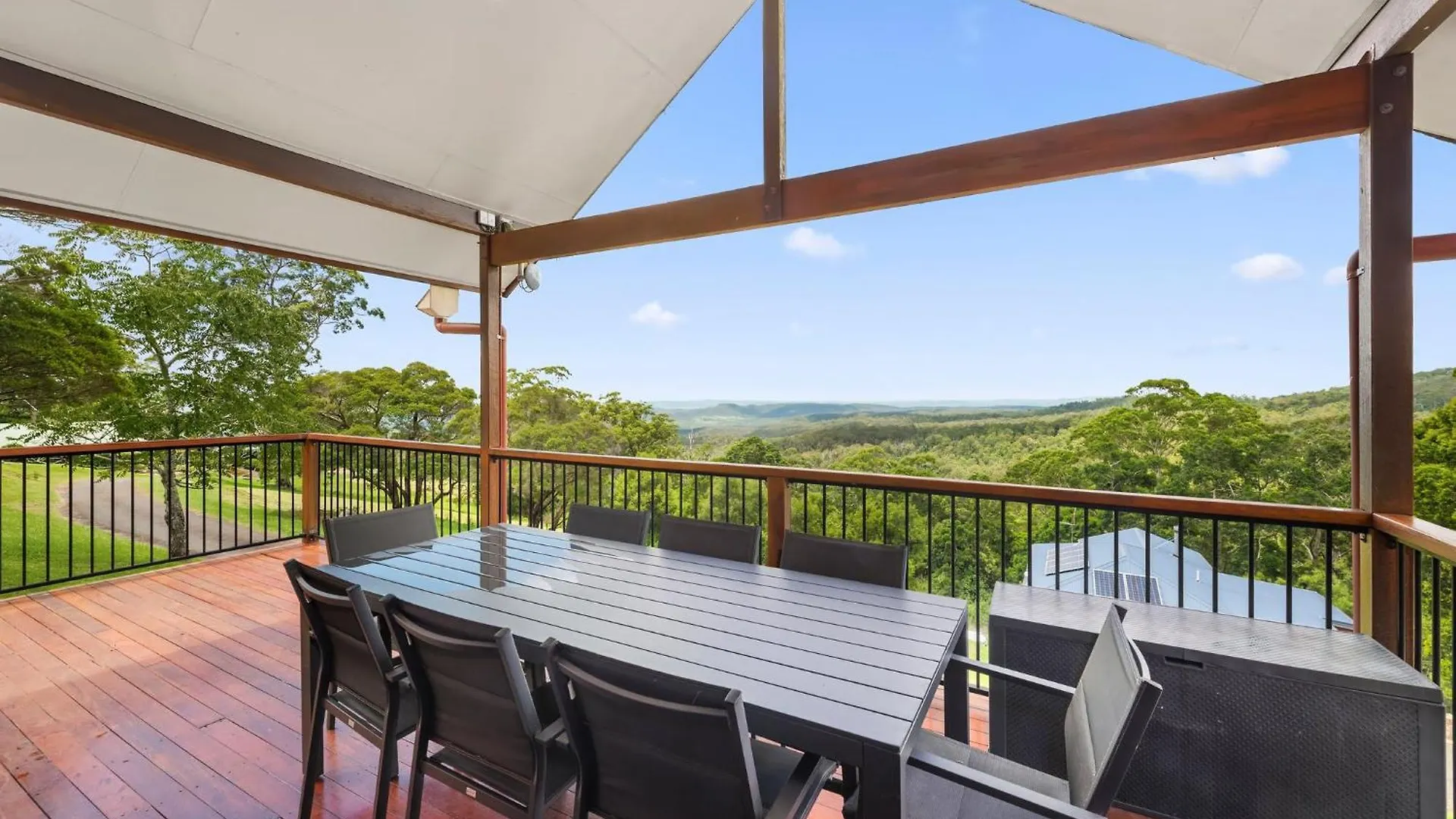 Quingilli Luxury Chalet 2 Bedroom Ravensbourne